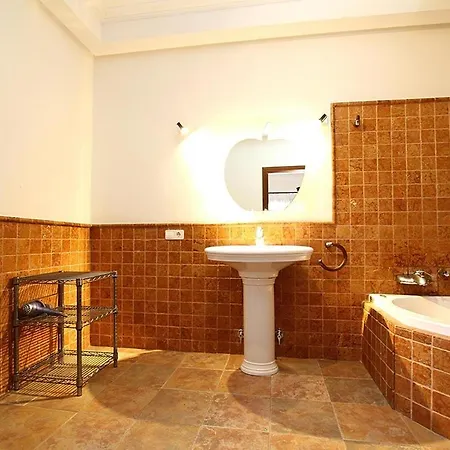 Superb 5 Bedroom Villa, Pollensa, Special Prices Car Hire For Guests