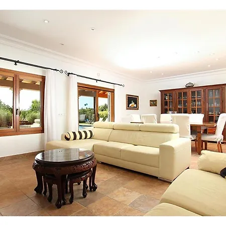 Superb 5 Bedroom Villa, Pollensa, Special Prices Car Hire For Guests * Pollença
