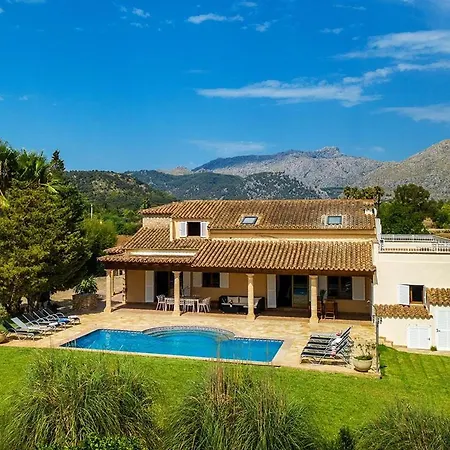 Tatil Evi Superb 5 Bedroom Villa, Pollensa, Special Prices Car Hire For Guests